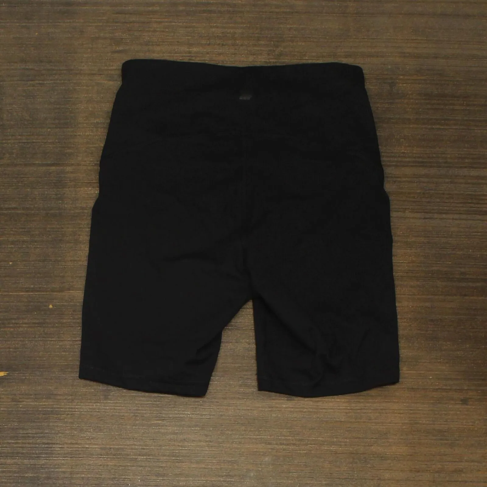 All in Motion Women's Contour Curvy High-Rise Shorts 7" 77287585 Black S
