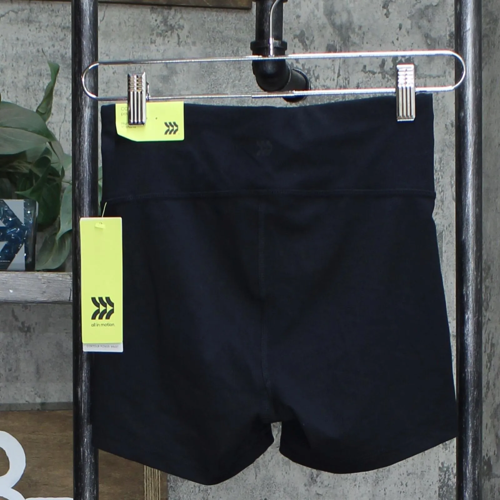 All in Motion Women's Contour Power Waist High-Rise Shorts 4"