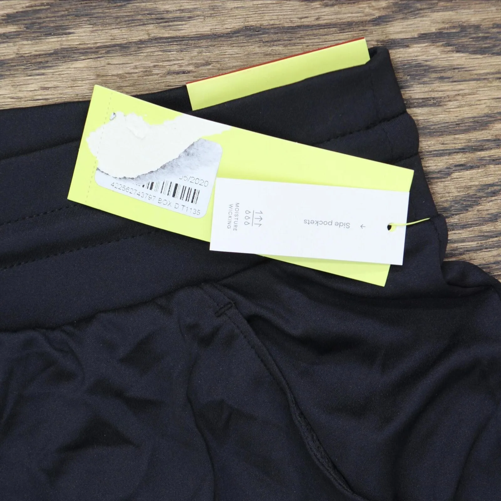 All in Motion Women's Essential Mid-Rise Knit Shorts 5" 77283794 Black XS