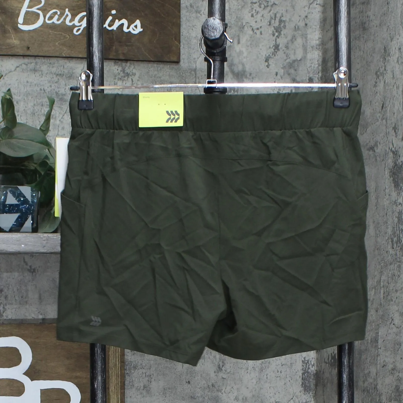 All in Motion Women's Stretch Woven Shorts 4" 77283447