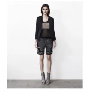 Allsaints Women's Vinton Carson Black Low Rise Boy's Fit Denim Shorts Size 27