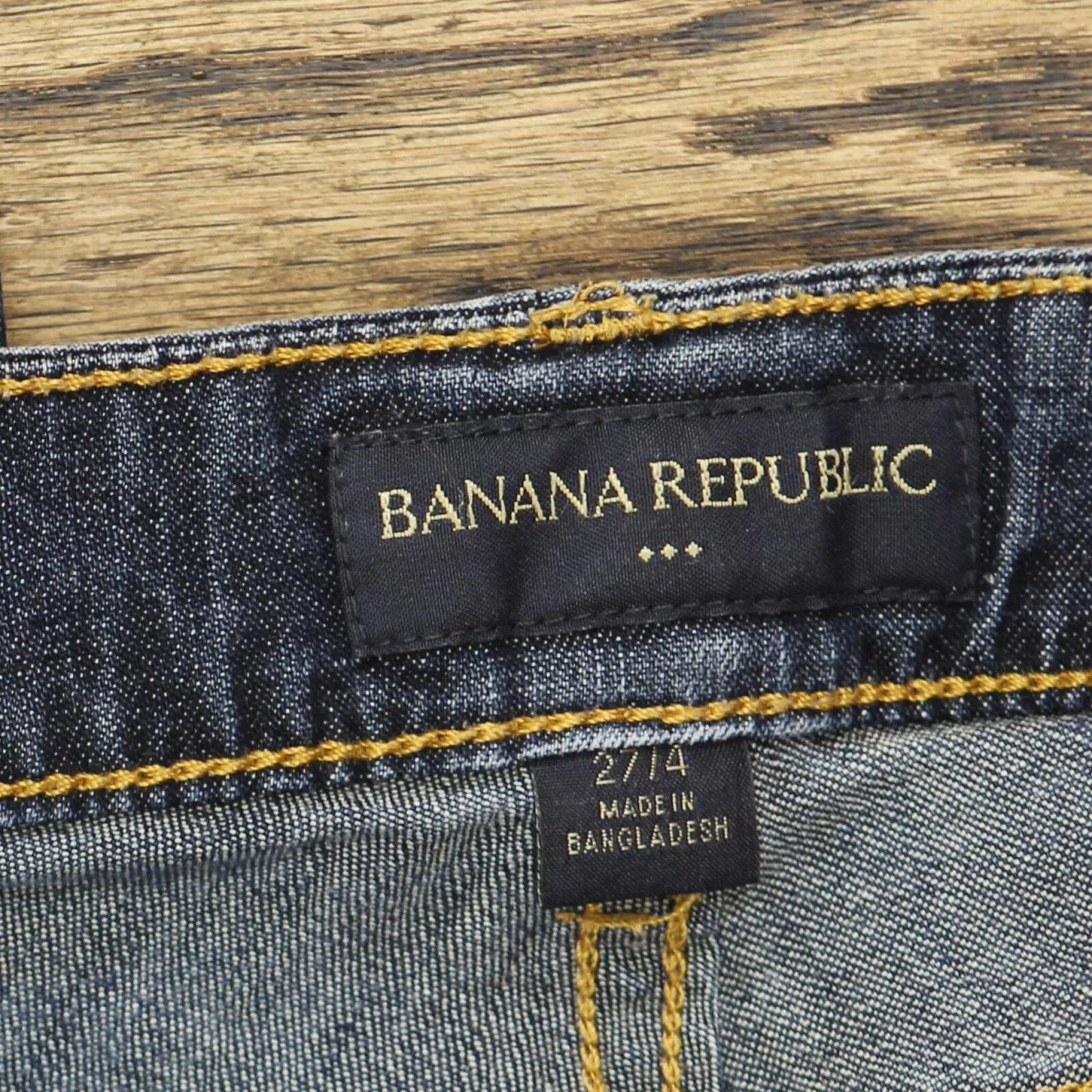 American Eagle Womens Rolled Cuff Bermuda Jean Denim Shorts Dark Blue 4