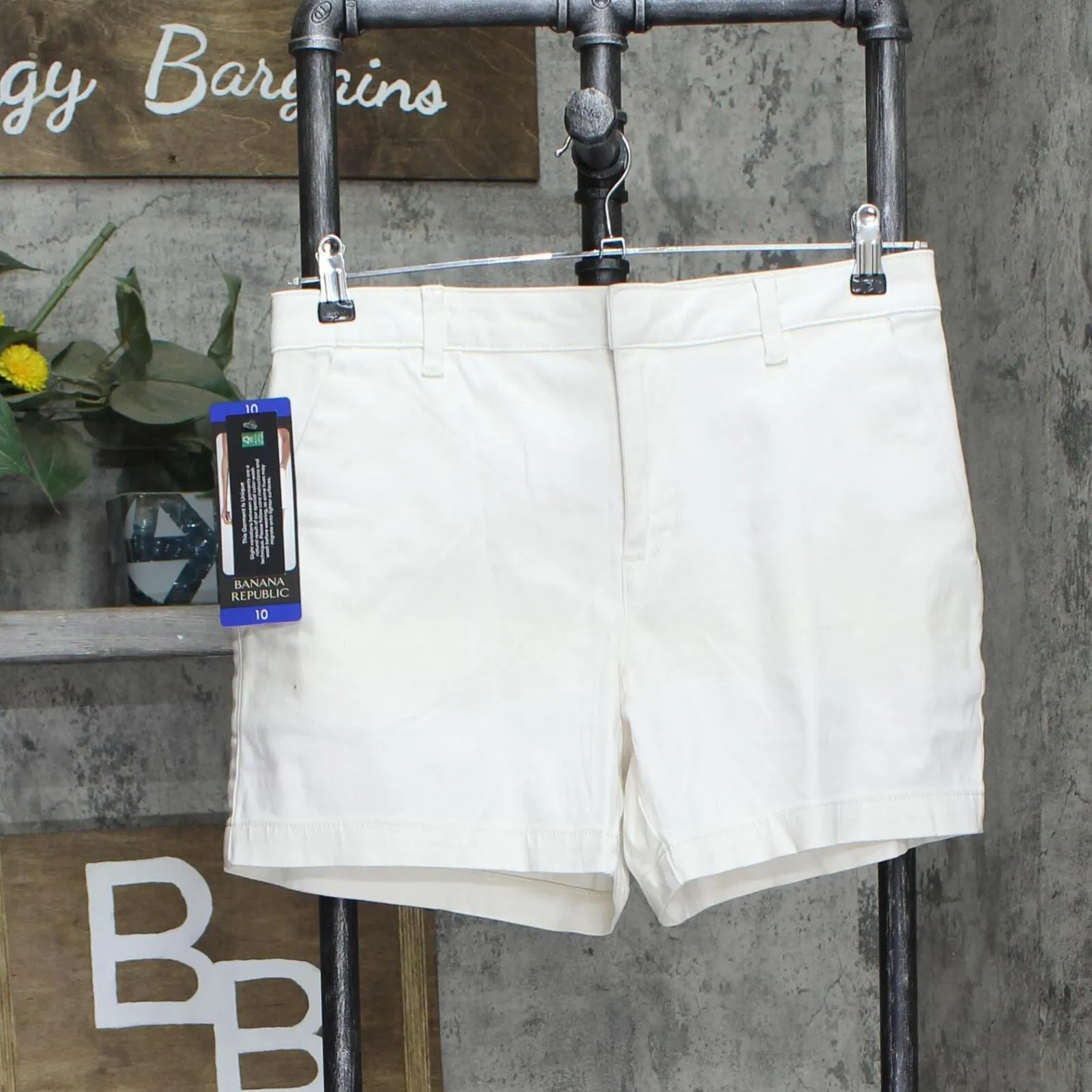 Banana Republic Womens Ladies Khaki Chino Shorts 1687118 White 10