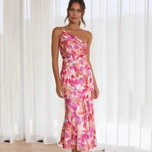 Blumenkleid mit Schulternähten