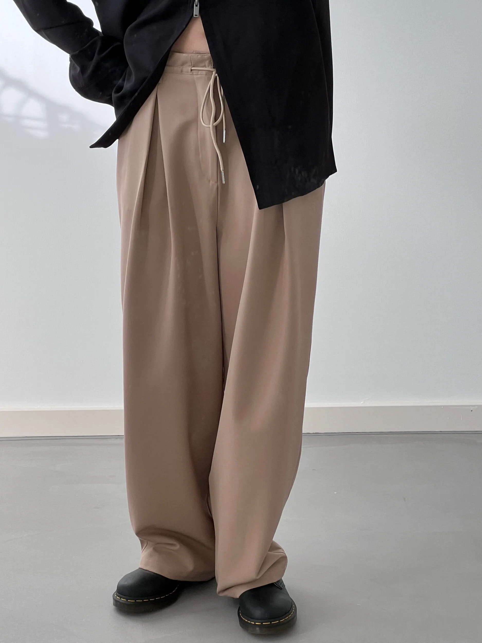 by DOE - Drawstring Pleated Suit Trousers