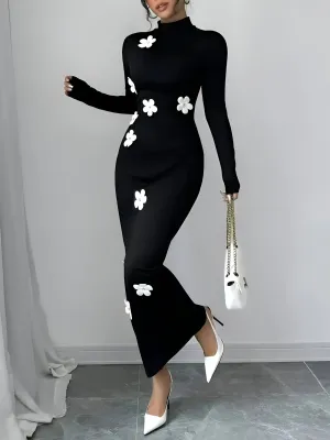 Camomilla | Elegant bodycon dress with floral neckline
