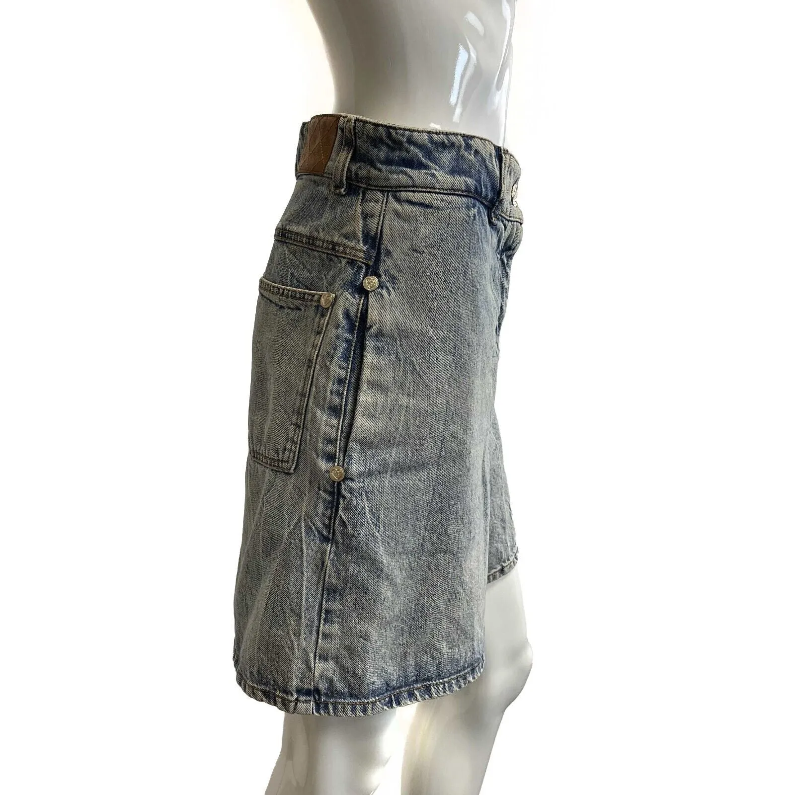 Chanel Excellent Mini Denim Jean Shorts 19S 38 US 6 Blue Bottoms