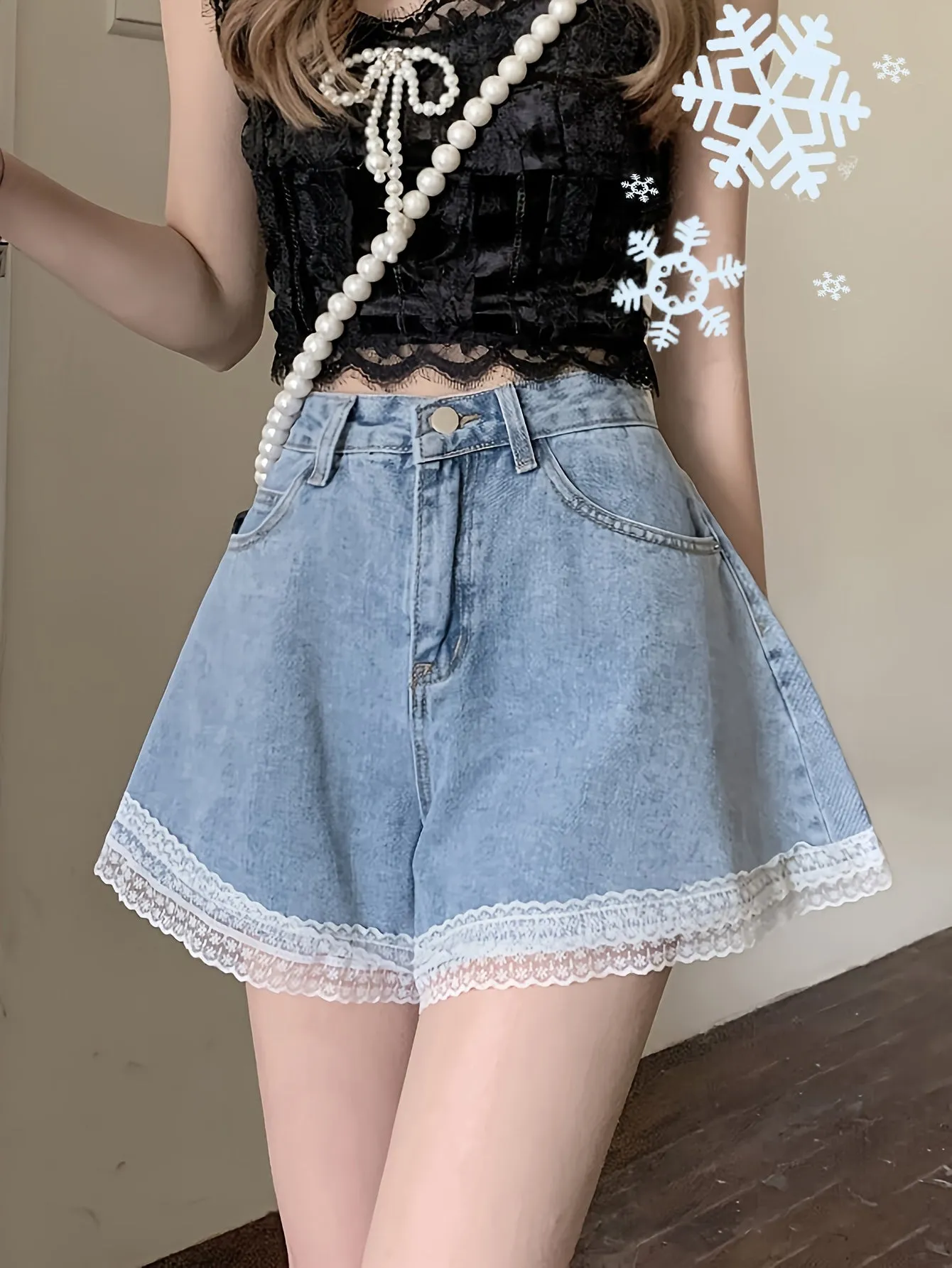 Chic Womens Denim Shorts with Delicate Lace Trim - Eye-Catching Contrast Design, Super-Flattering Wide Leg Cut - Perfect Summer Fashion Staple, Versatile Style