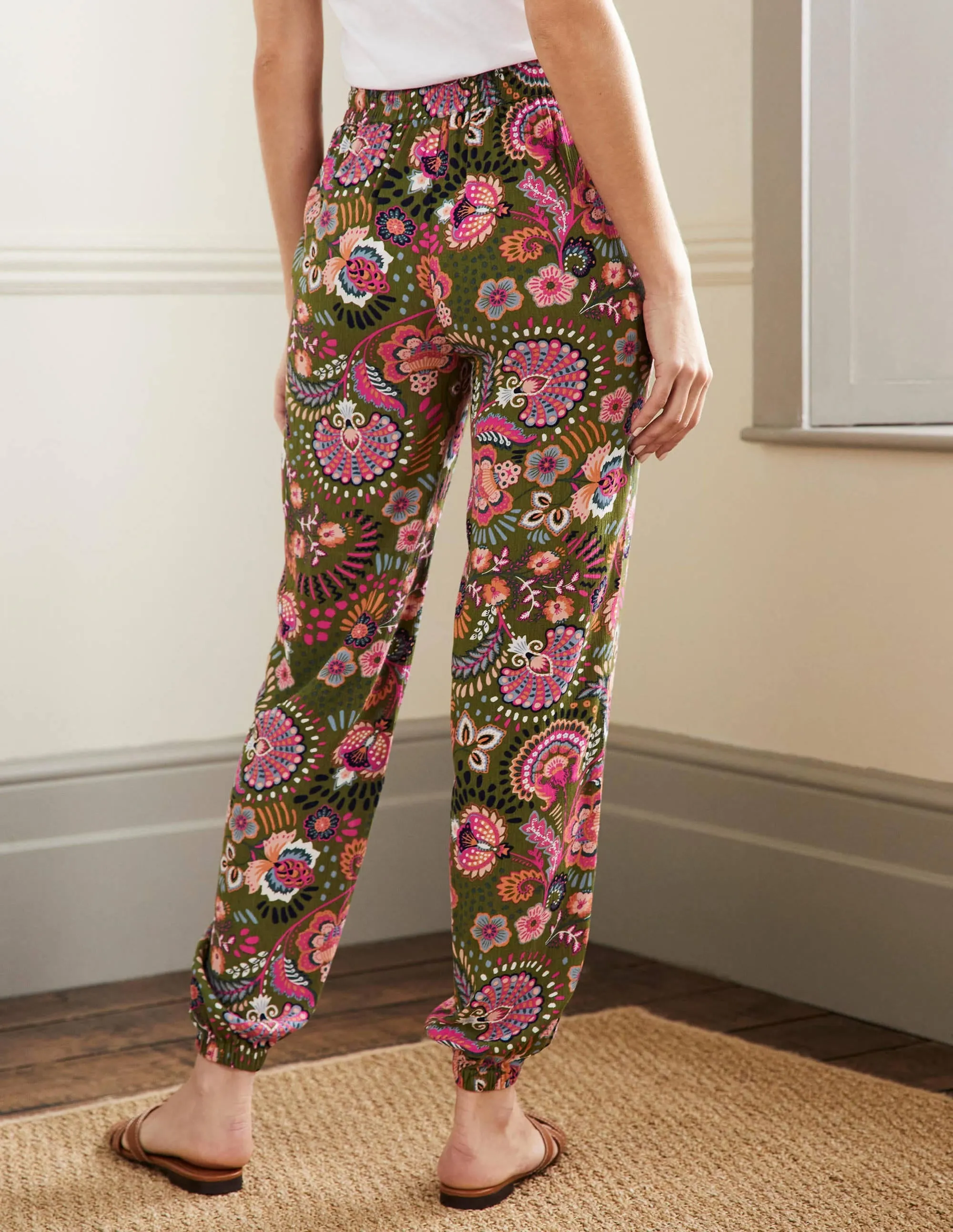 Crinkle Tapered Trousers-Pea, Decorative Meadow