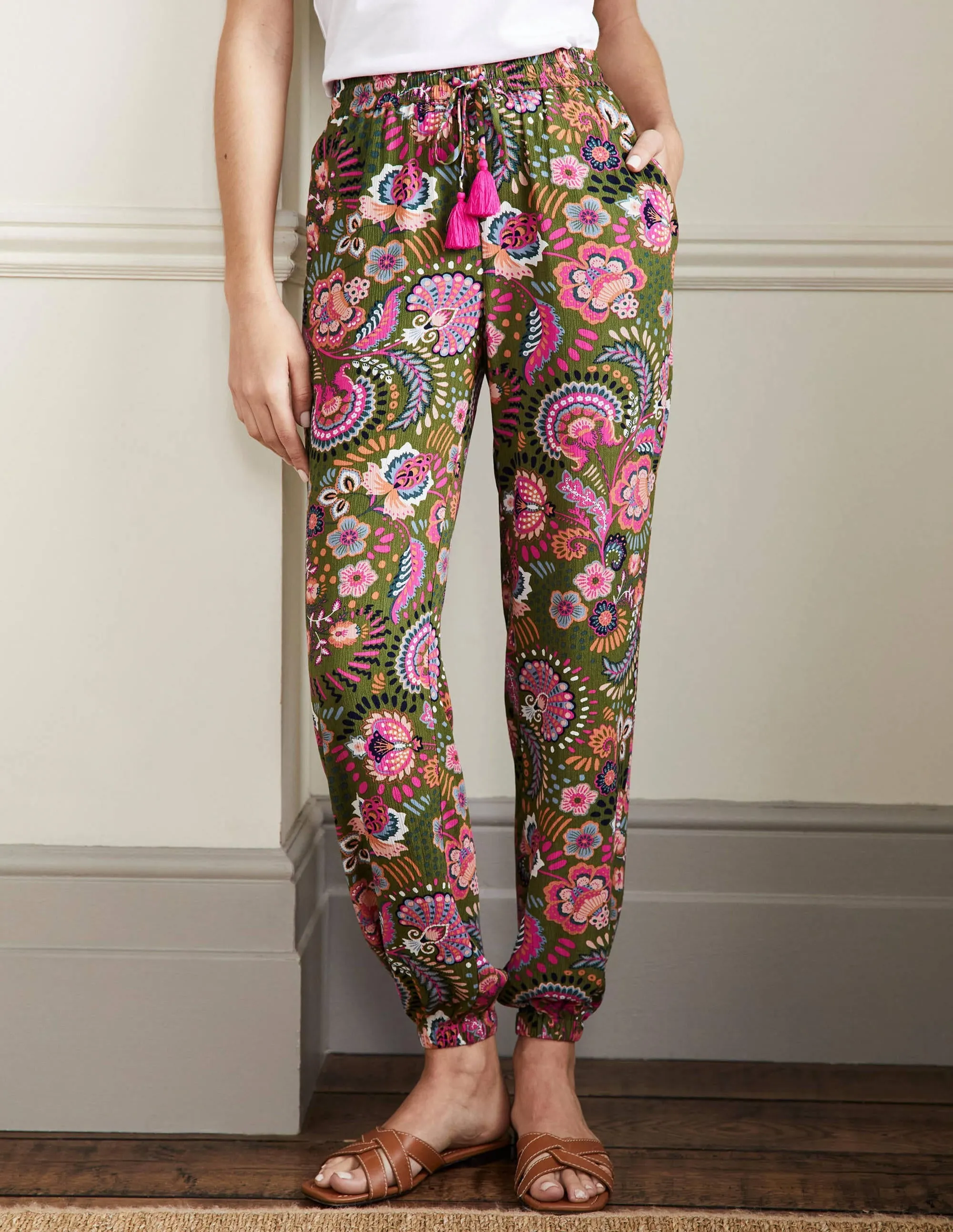 Crinkle Tapered Trousers-Pea, Decorative Meadow