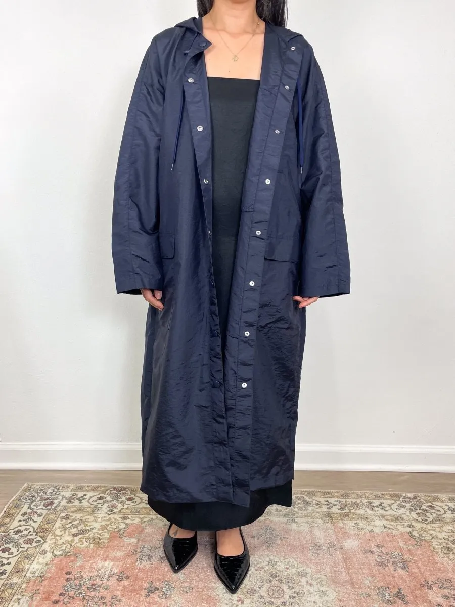 Crispy Nylon Hooded Coat in Navy