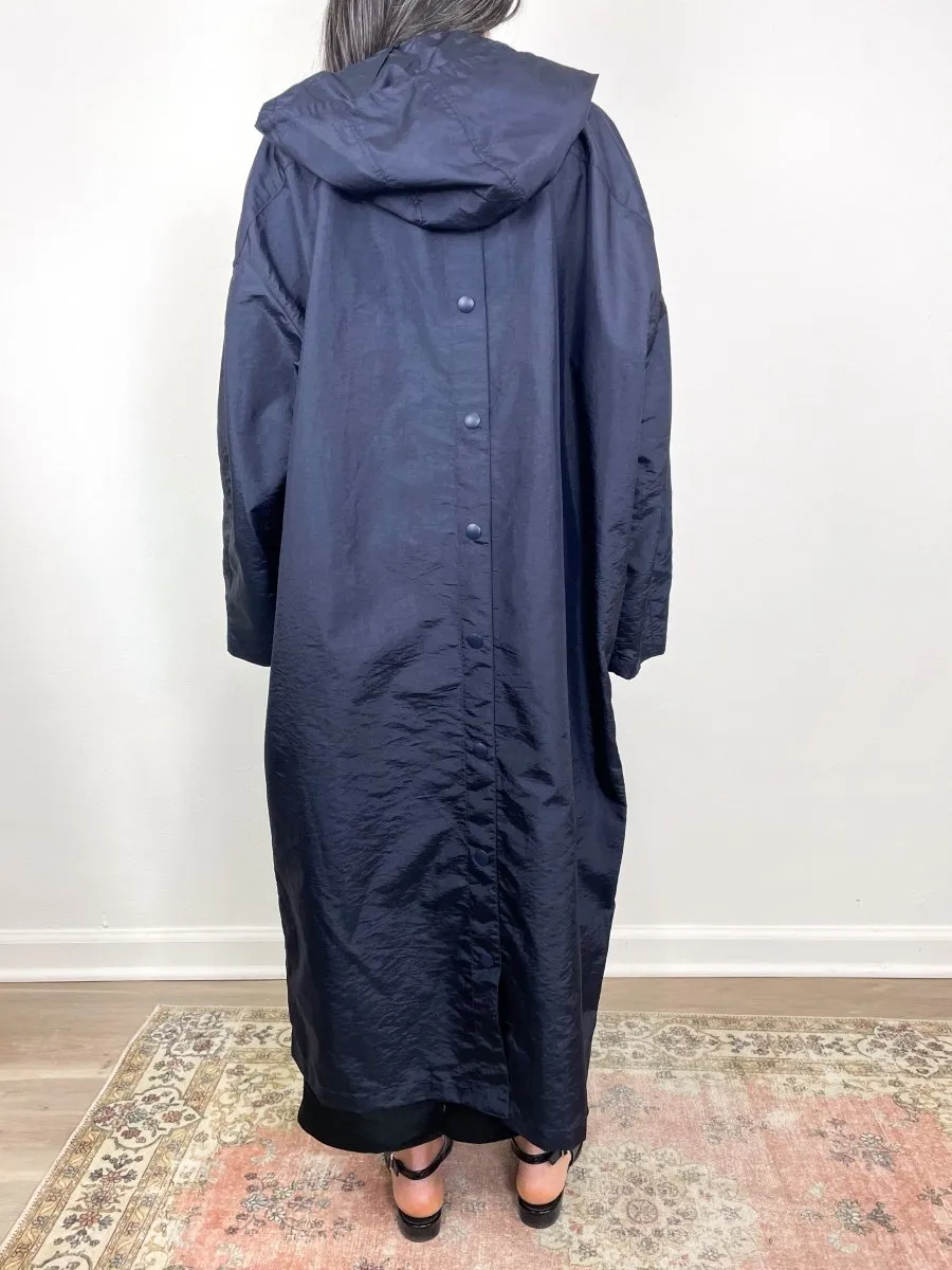 Crispy Nylon Hooded Coat in Navy