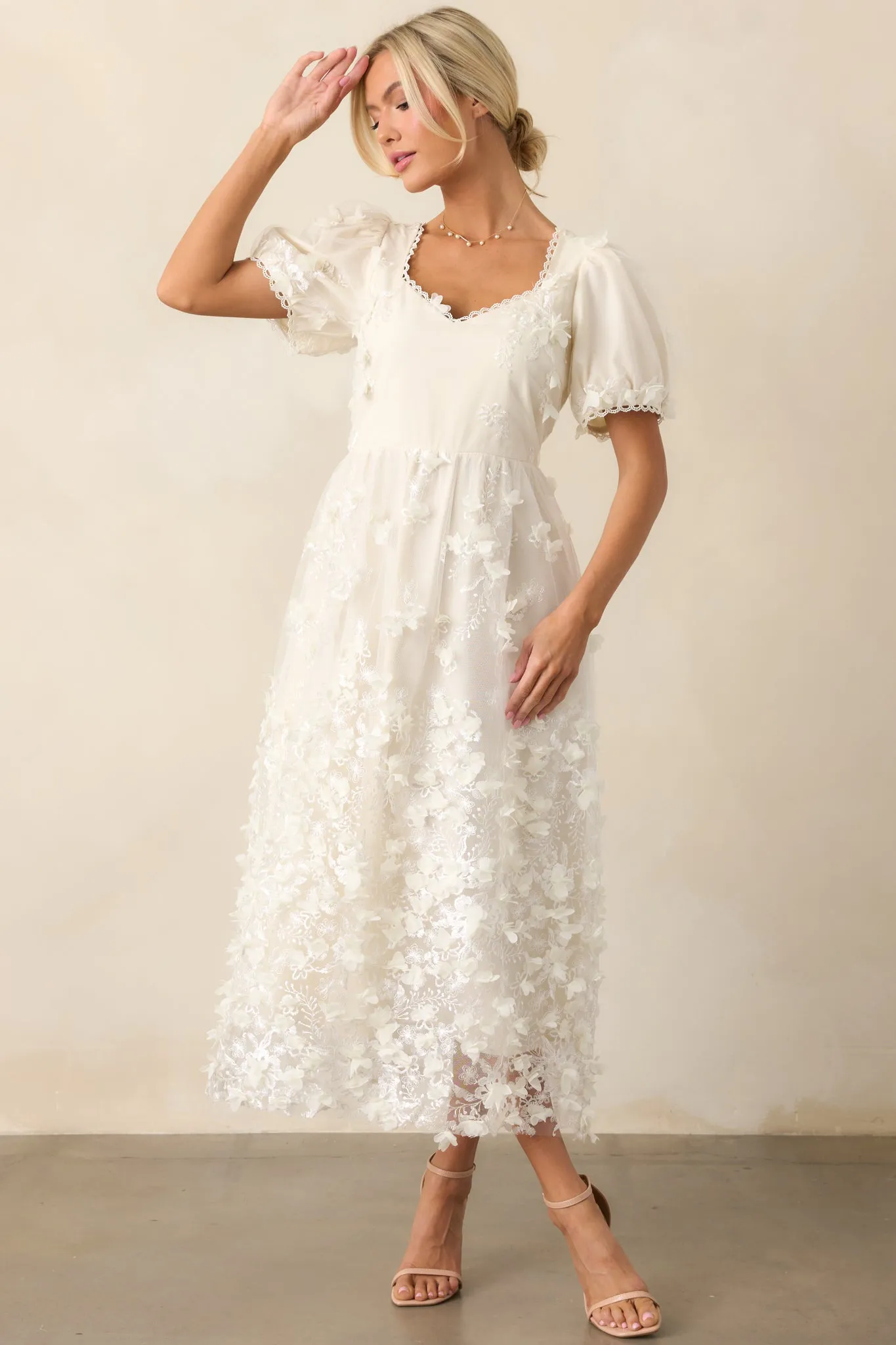 Daffodils & Daydreams Ivory Floral Puff Sleeve Maxi Dress