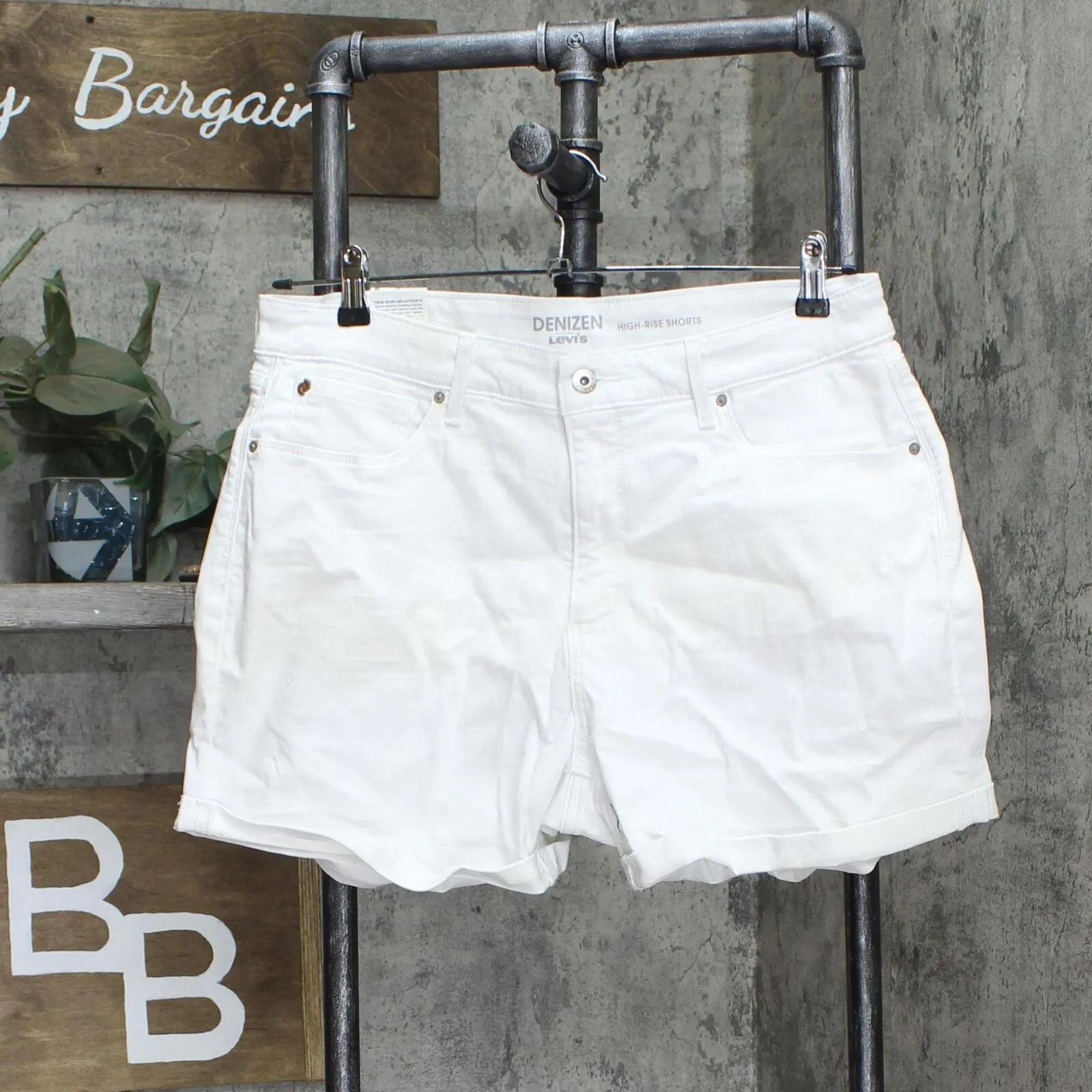 Denizen from Levi's Women's High-Rise Jean Shorts CW-4719 White 16