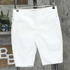 DG2 by Diane Gilman Womens Denim Bermuda Jean Shorts 1679165e09d54f White PM