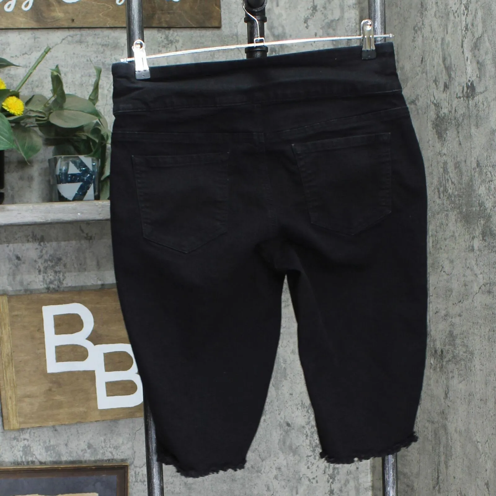 DG2 by Diane Gilman Womens Denim Pull On Frayed Bermuda Shorts Black M