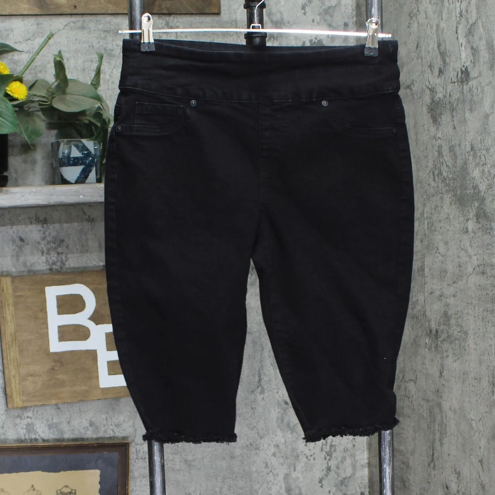 DG2 by Diane Gilman Womens Denim Pull On Frayed Bermuda Shorts Black M