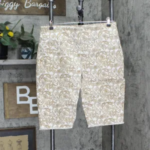 DG2 Womens Classic Stretch Pull-On Bermuda Shorts 697721 Khaki Paisley Brown L