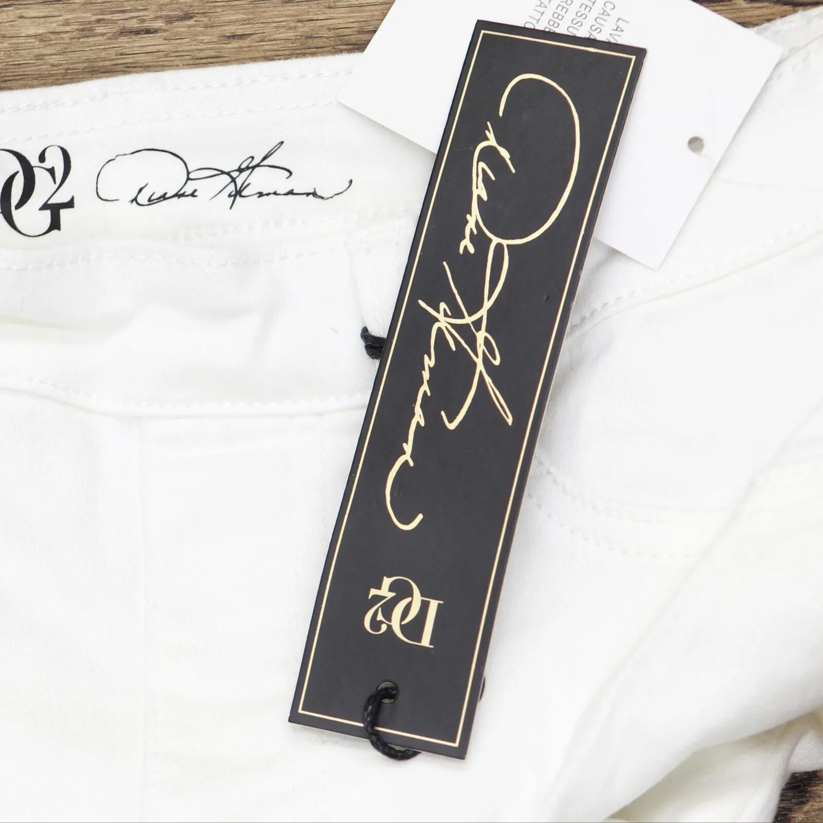 DG2 Womens Virtual Stretch Pull-On Bermuda Shorts 655128 White XS
