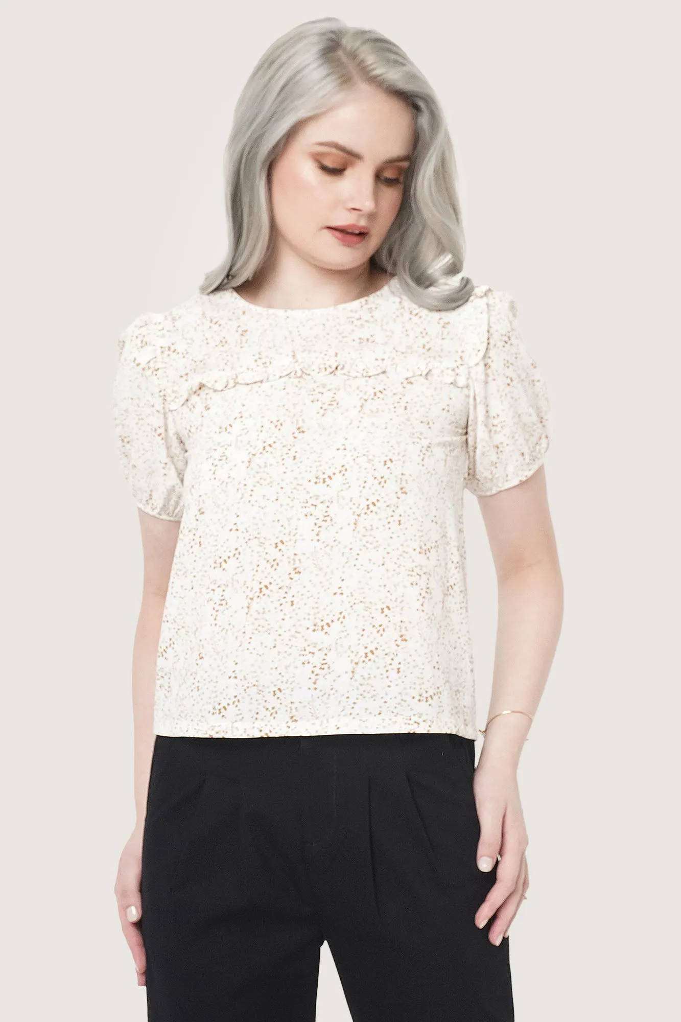 Frill Puff Sleeve Top
