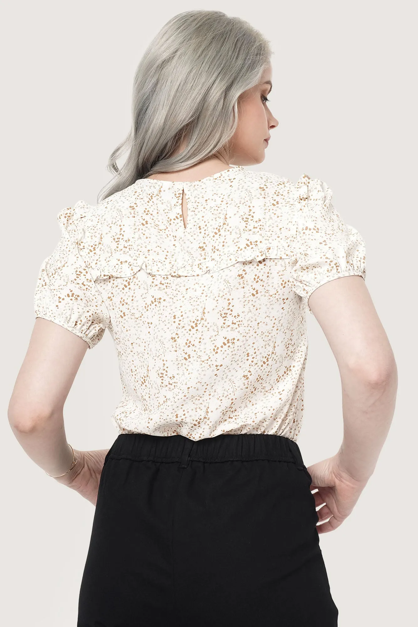 Frill Puff Sleeve Top