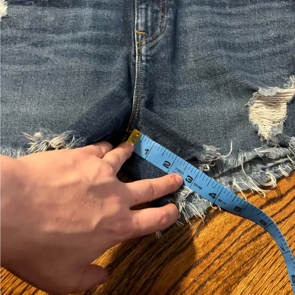 Hudson | Distressed Gemma Denim Shorts Sz 25