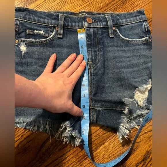 Hudson | Distressed Gemma Denim Shorts Sz 25