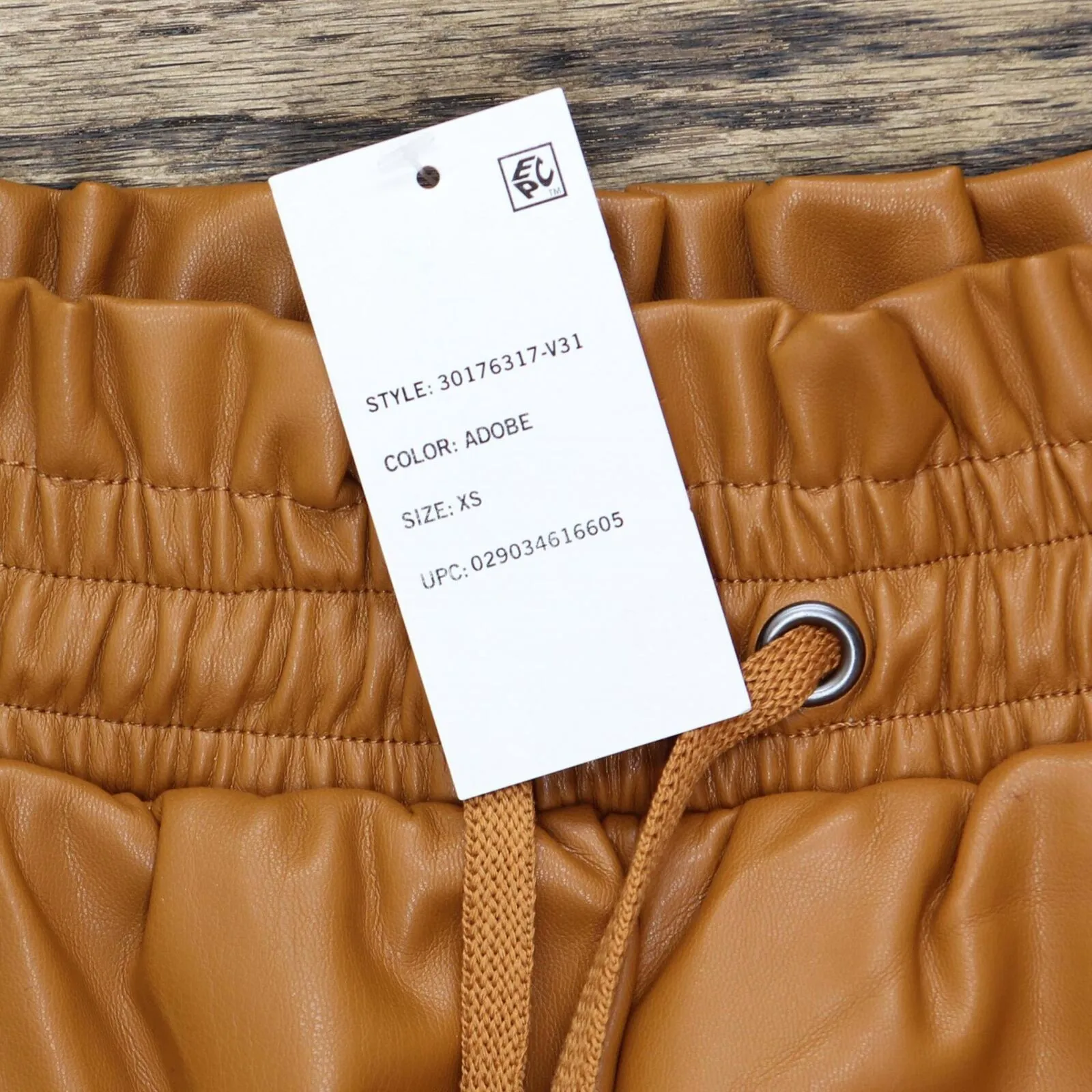 Jessica Simpson Womens Elizabeth Faux-Leather Shorts 30176317 Adobe Brown XS