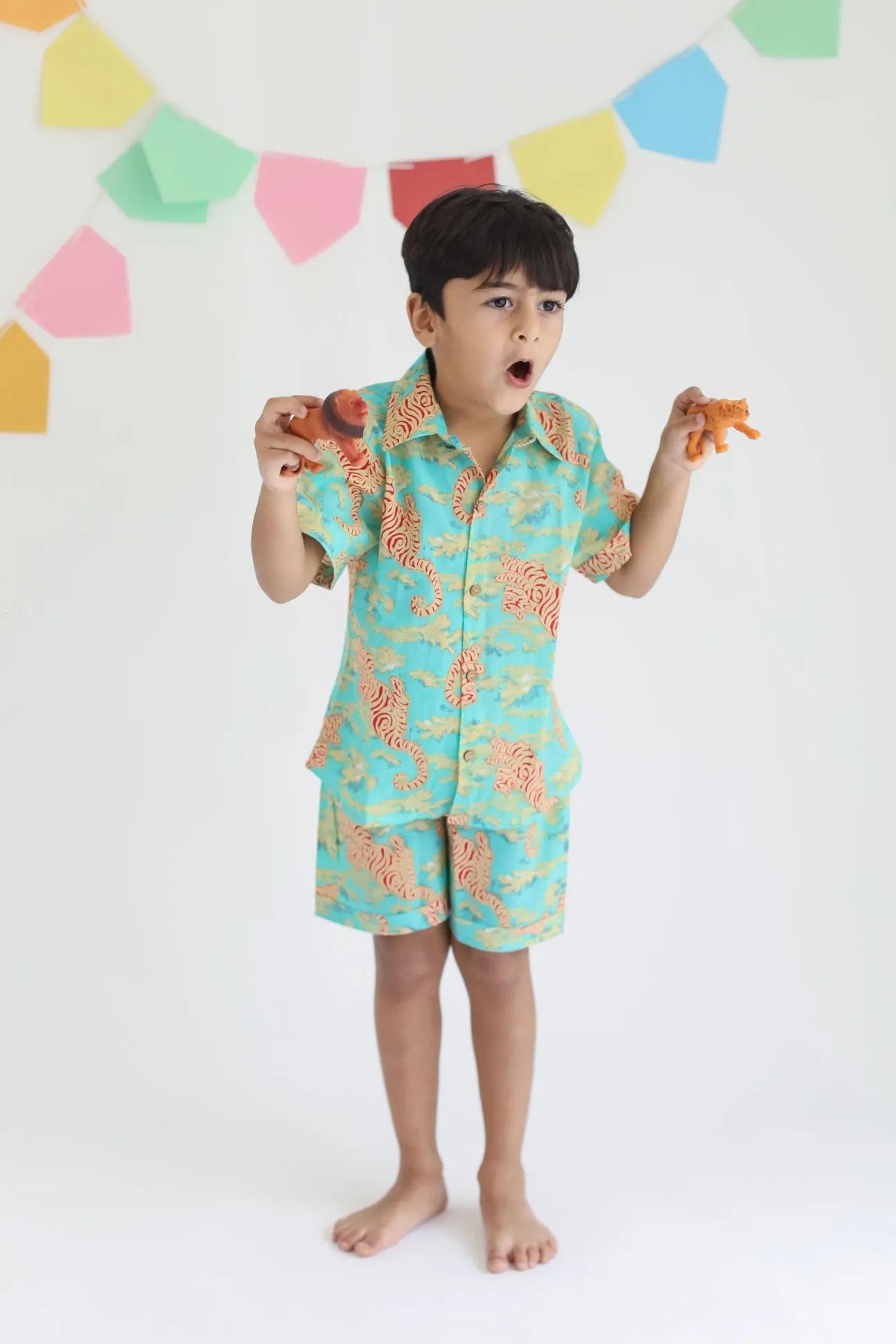 Klingaru Shirt and Short set - Green Red Tiger