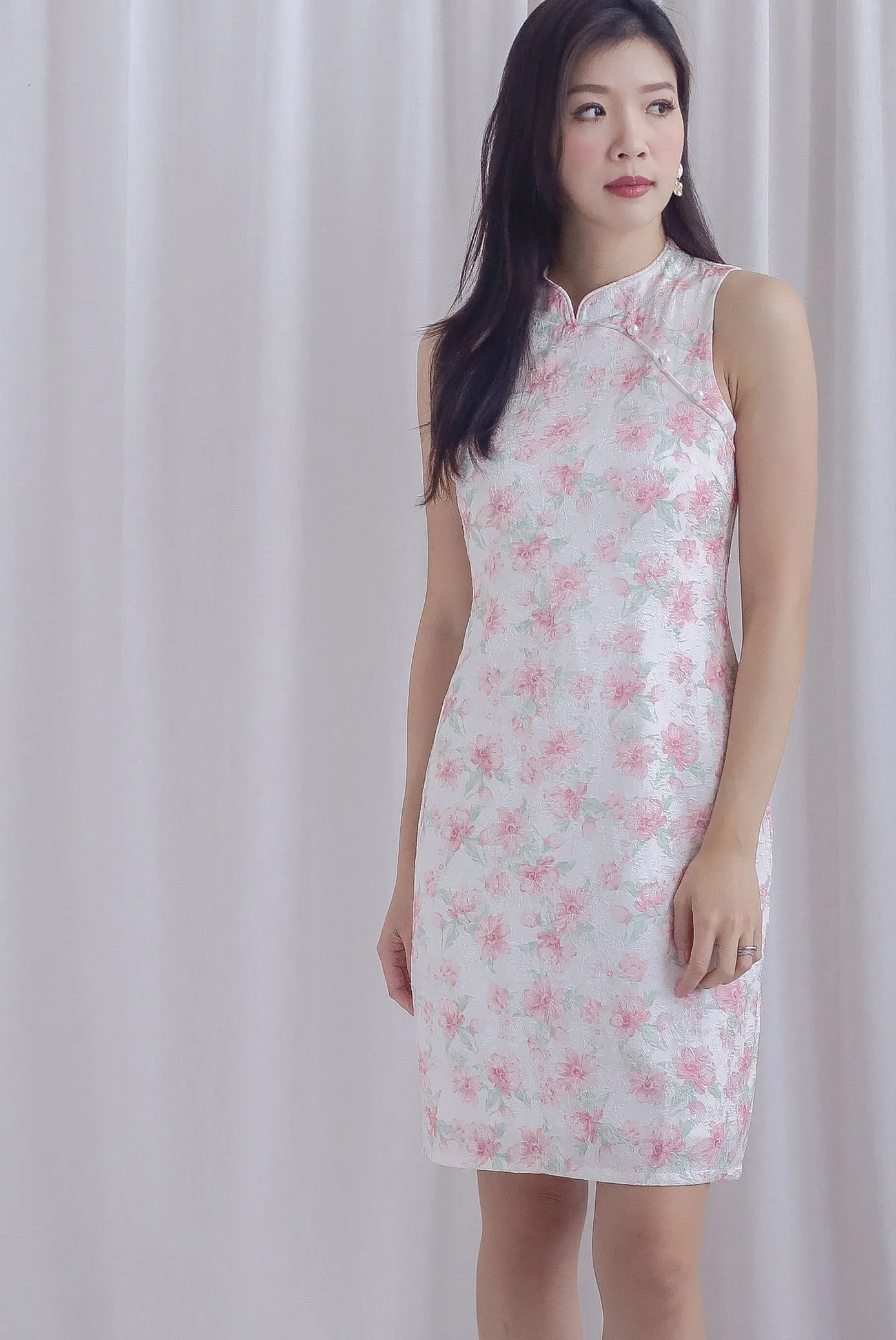 Layla Emboss Floral Cheong Sam Dress In Pink