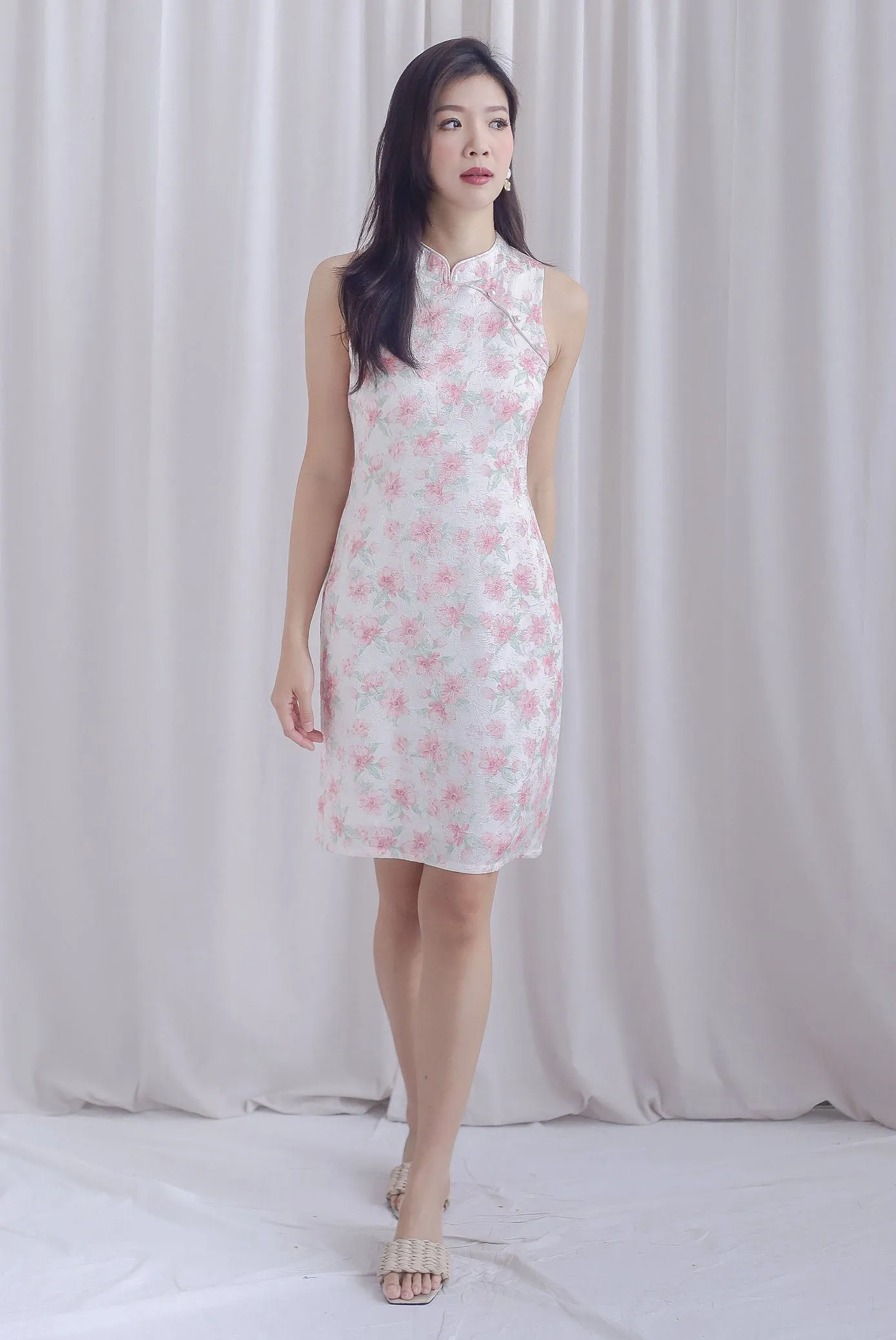 Layla Emboss Floral Cheong Sam Dress In Pink