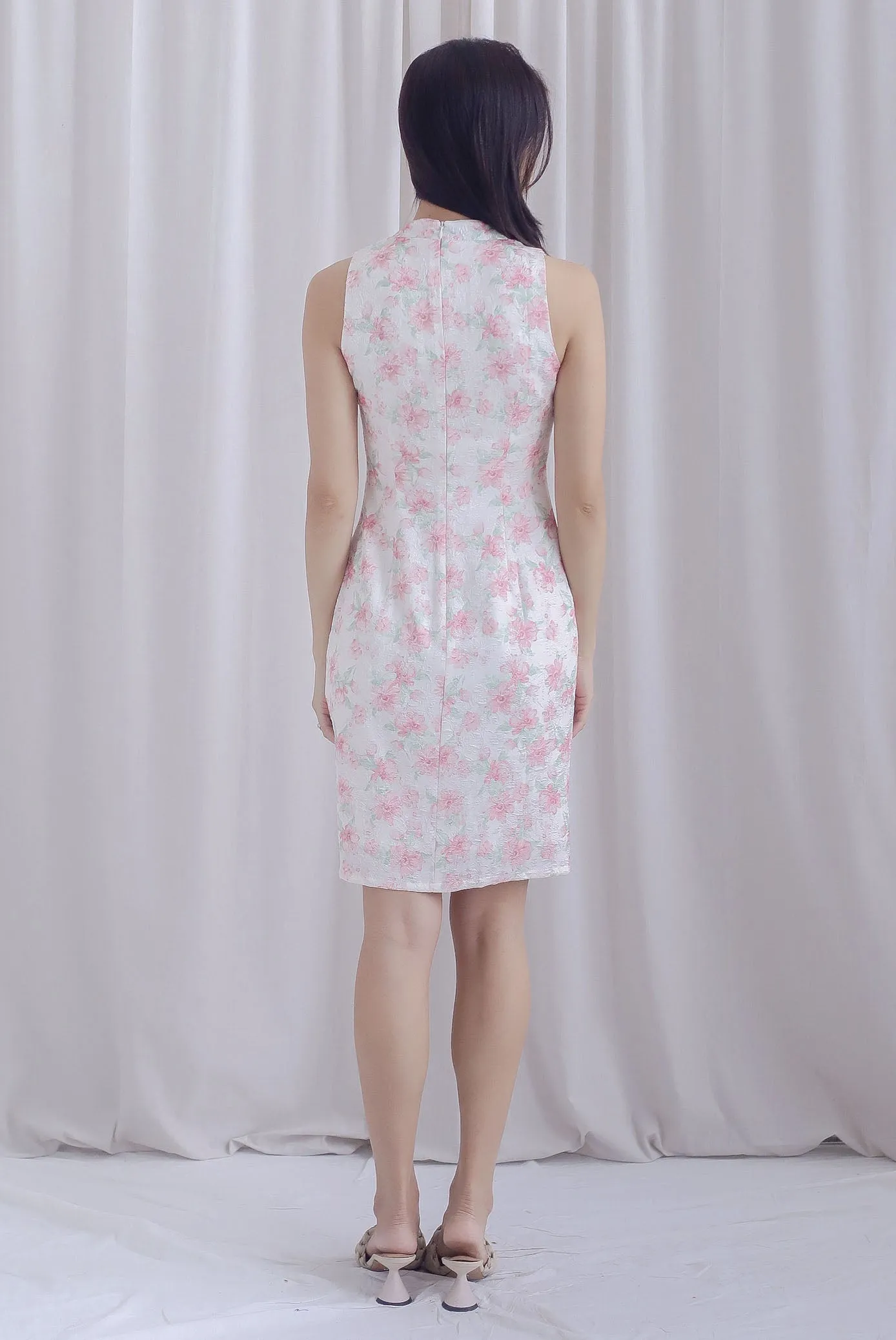Layla Emboss Floral Cheong Sam Dress In Pink