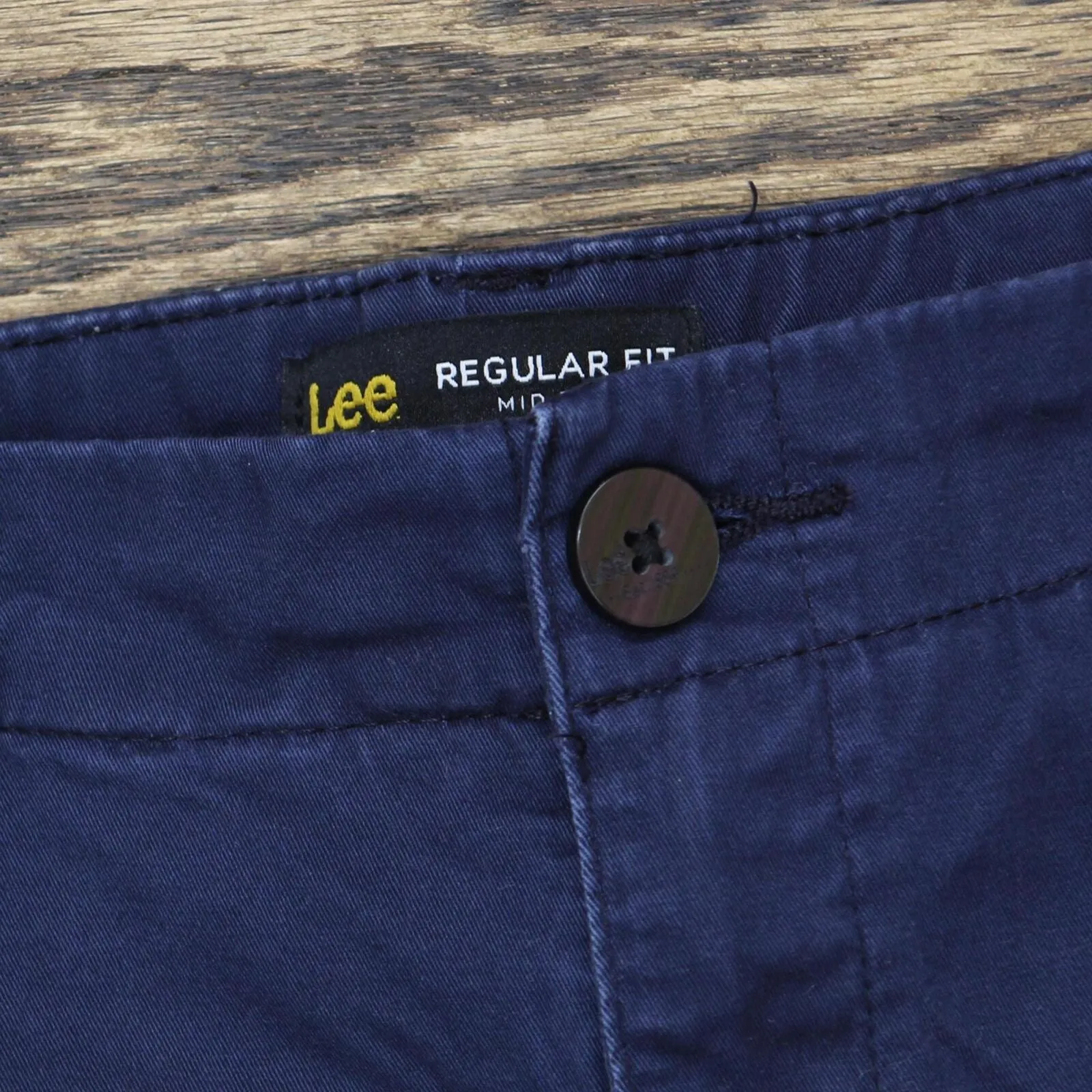 Lee Womens Regular Fit Mid Rise Khaki Shorts Navy Blue See Measurements