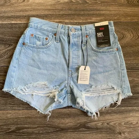 Levi's Women's Shorts Size 24