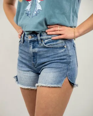 Lila High Rise Shorts