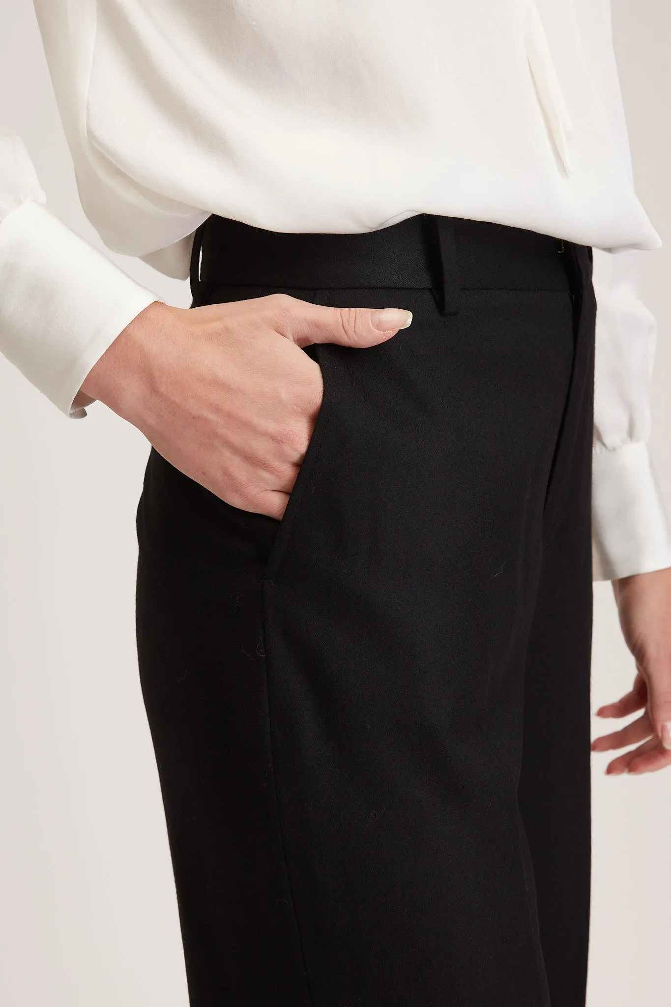Manchester Trouser - High-waisted cropped trousers in plain black wool