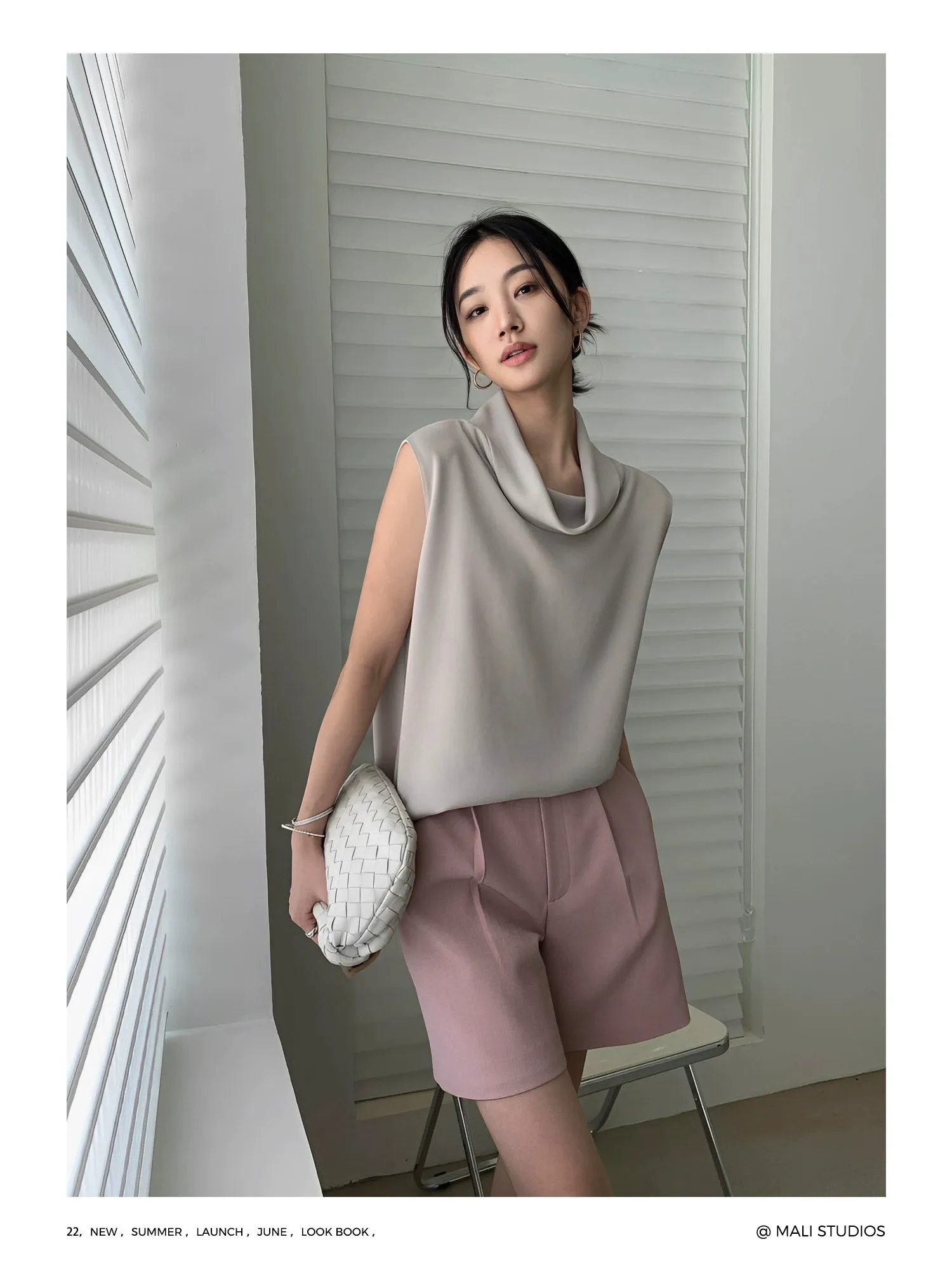 Minimalist Drapey Ensemble
