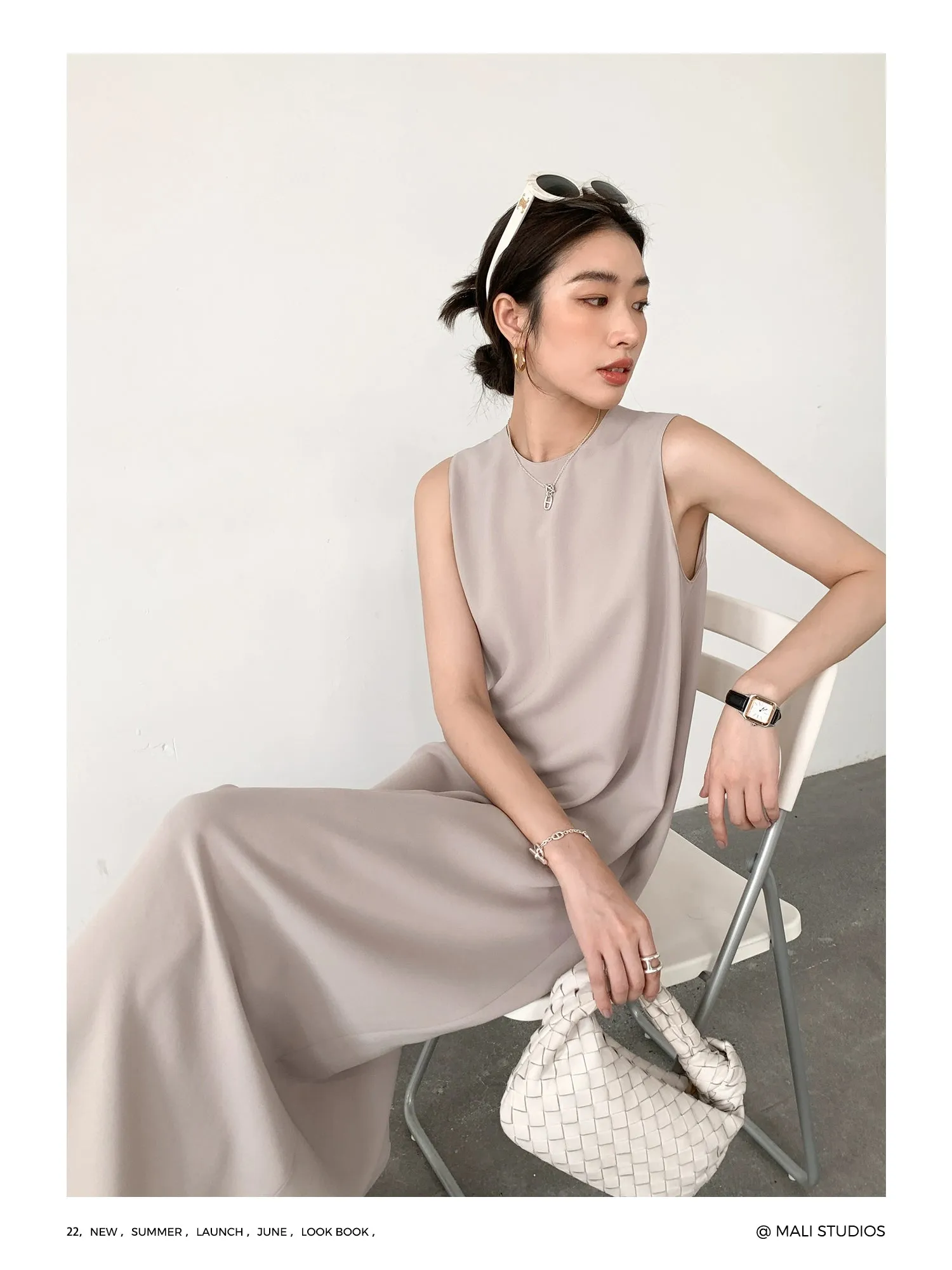 Minimalist Drapey Ensemble