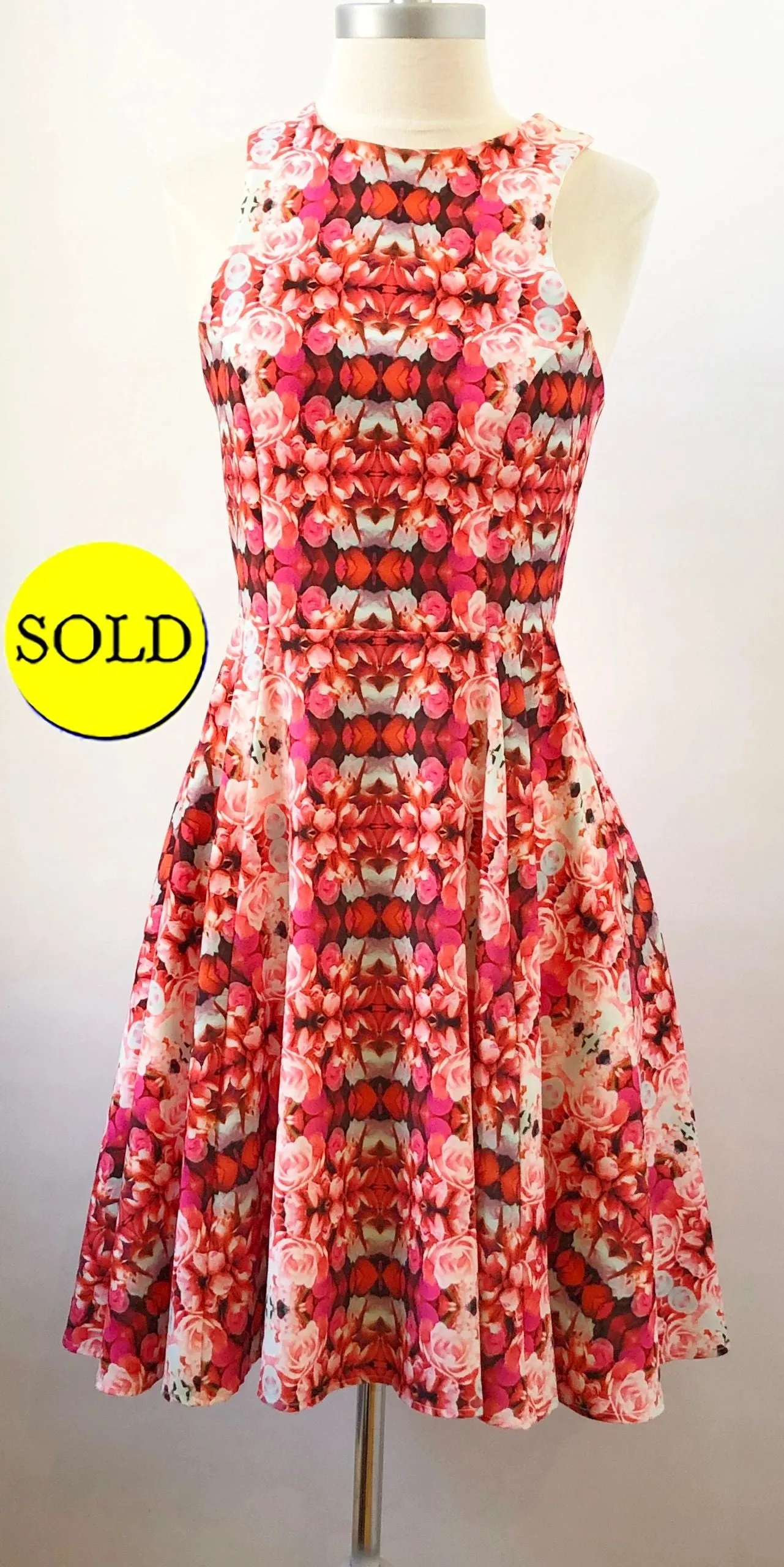 NEW Naven Floral Dress Size 2