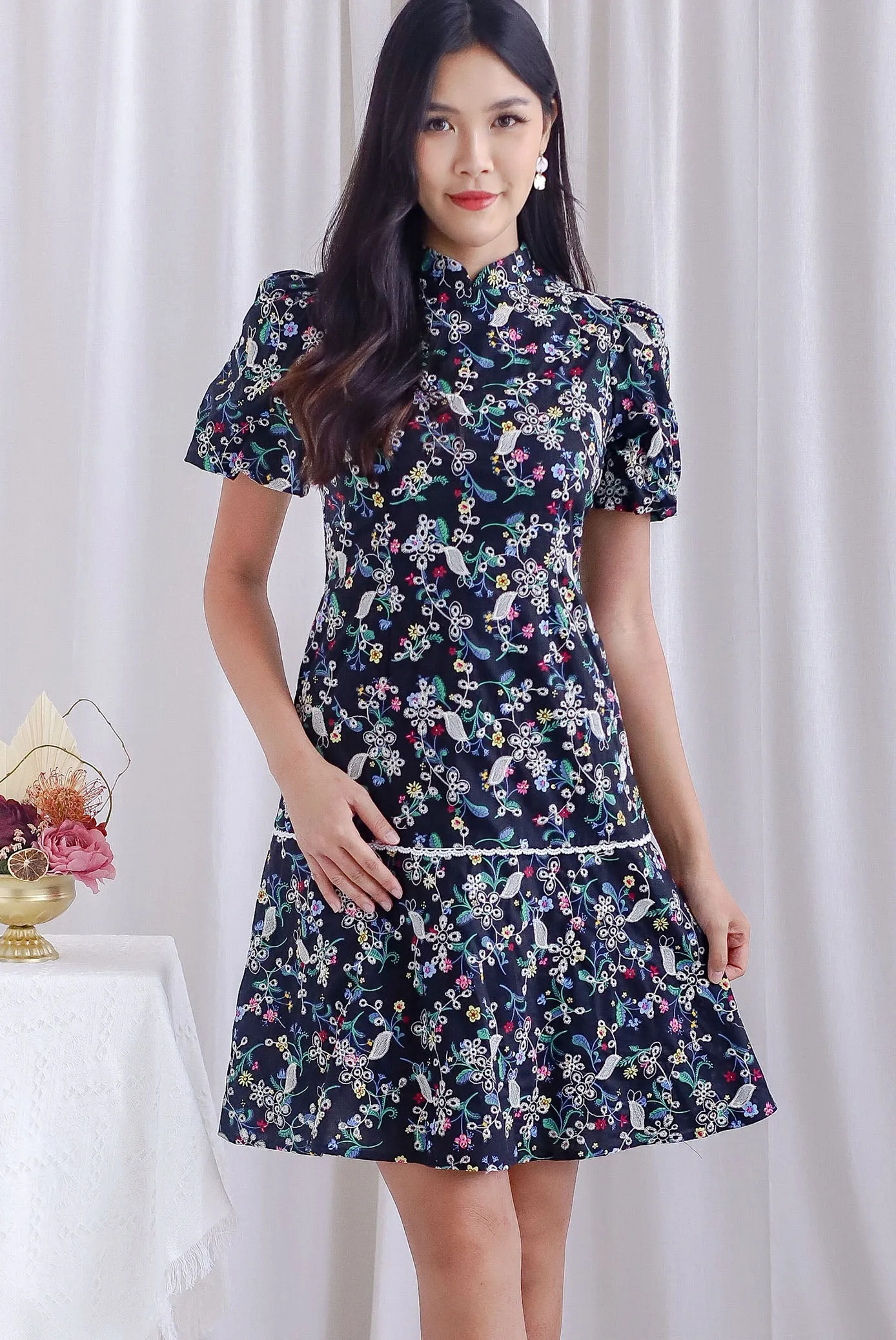 Nico Floral Eyelet Oriental Collar Sleeved Dress In Black