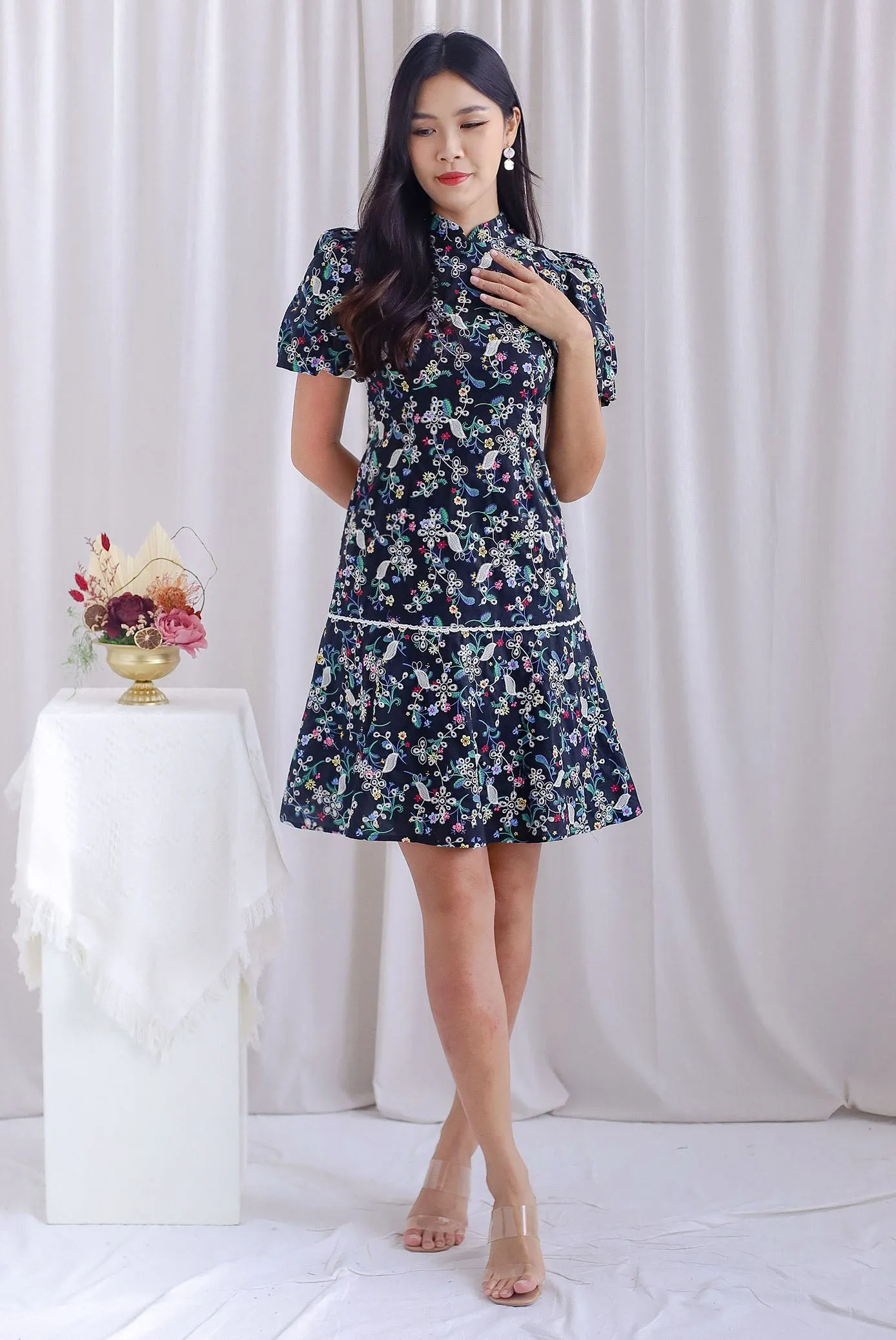 Nico Floral Eyelet Oriental Collar Sleeved Dress In Black