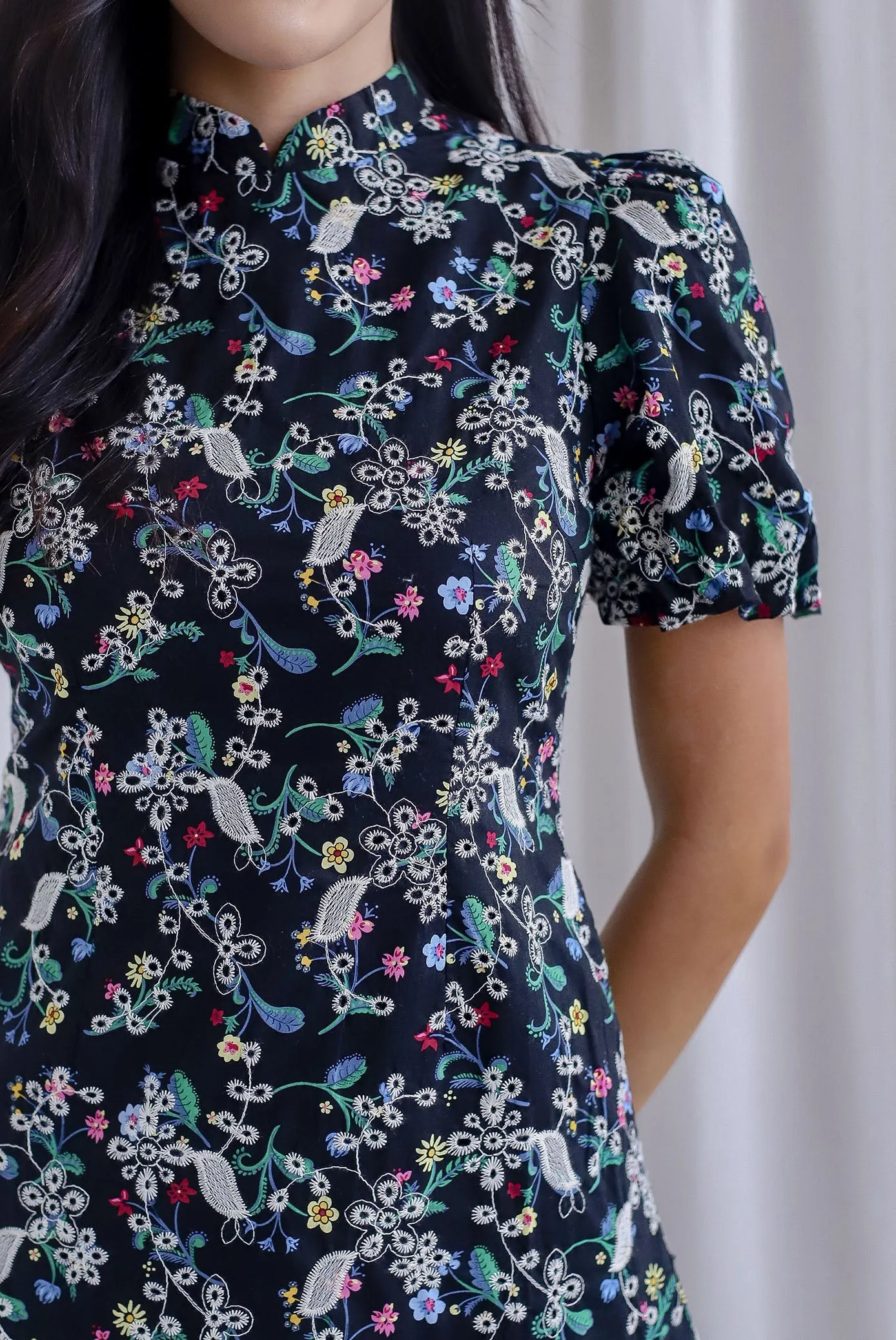 Nico Floral Eyelet Oriental Collar Sleeved Dress In Black