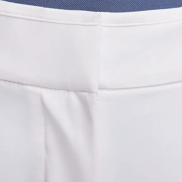Nike Dri-Fit sz M White Victory athletic stretch 5” inseam mid-rise golf shorts