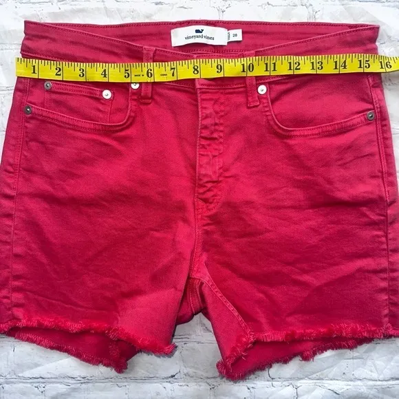 NWOT Women’s Waist 28 Vineyard Vines Distressed Look Red Denim Shorts