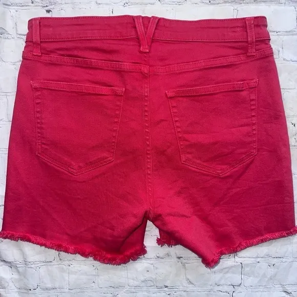 NWOT Women’s Waist 28 Vineyard Vines Distressed Look Red Denim Shorts