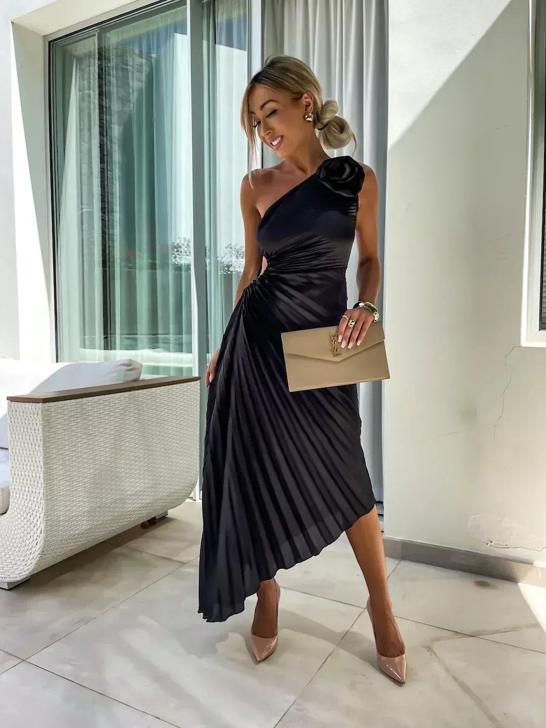Pearl - Romantic Flower Midi Dress