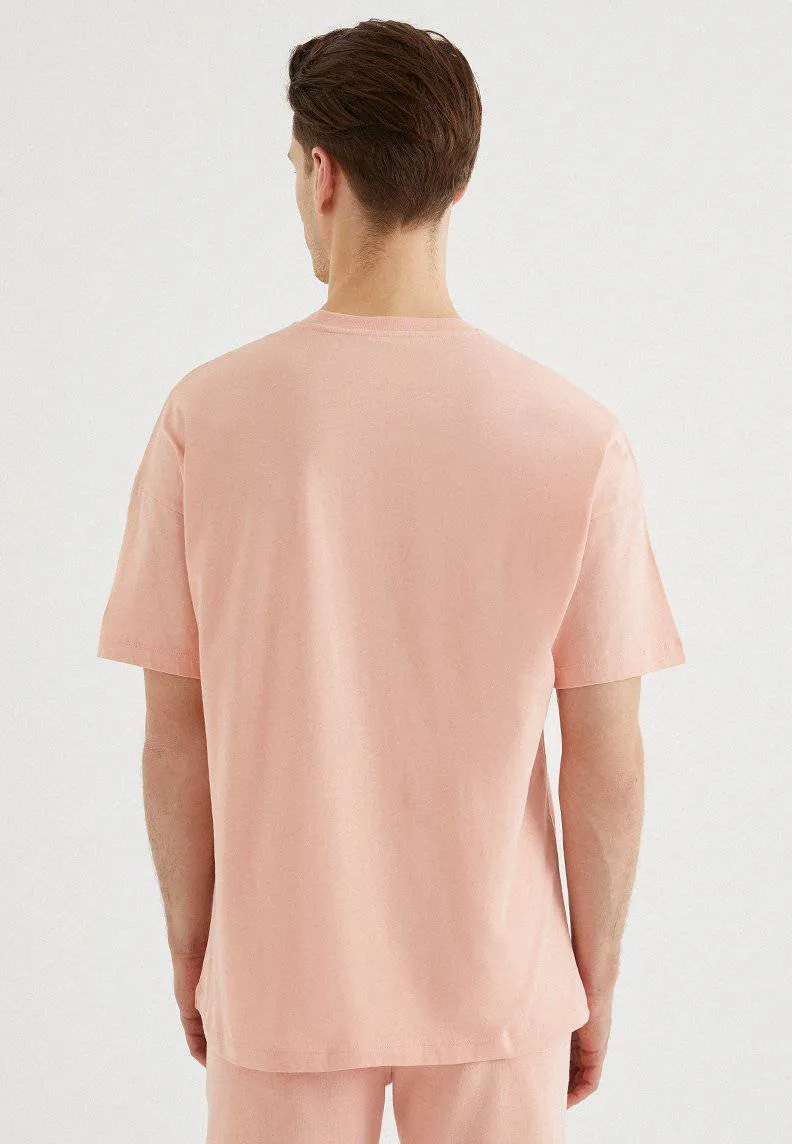 Pembe Bisiklet Yaka Cepli Pamuklu Oversize Fit Erkek T-Shirt VITAL UTILITY