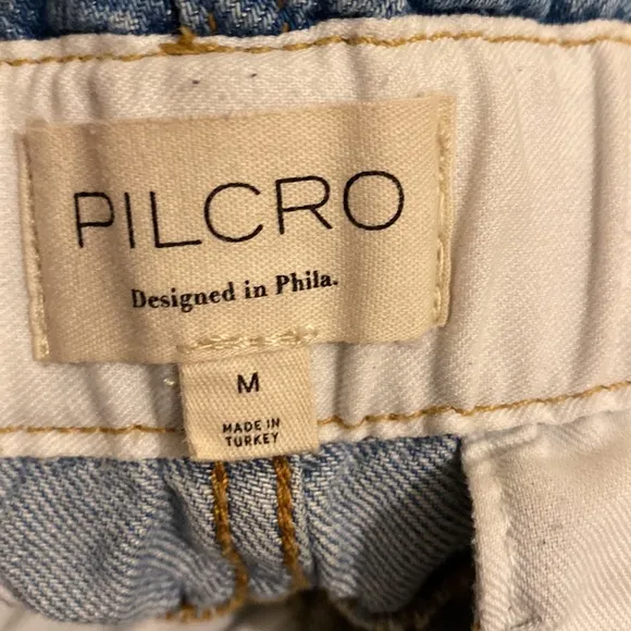 PILCRO ANTROPOLOGIE   PAPERBAG  DENIM BELTED SHORTS . Size M
