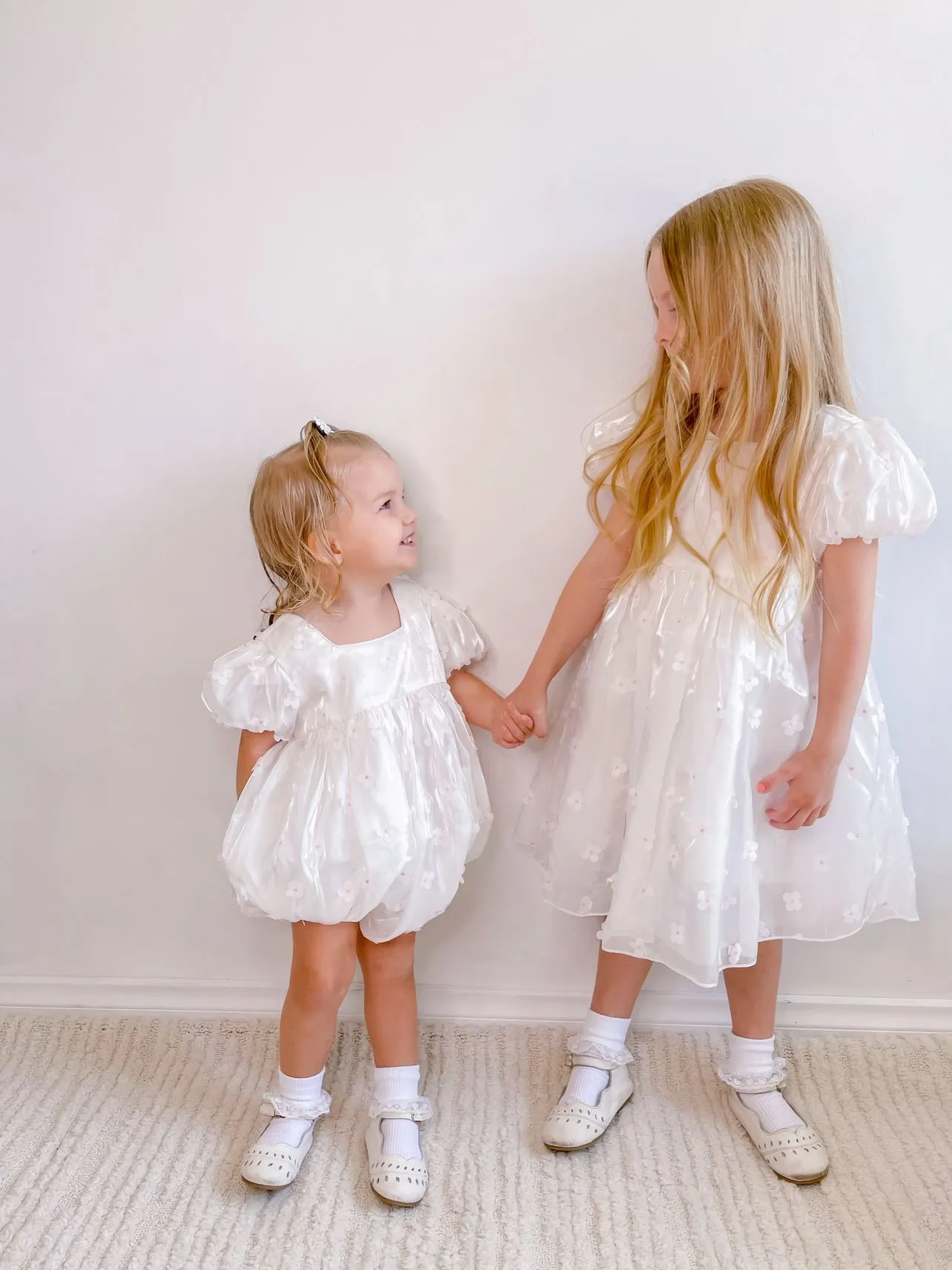 "Lily" 3D Flower Girls Dress with Bow - White/Pink