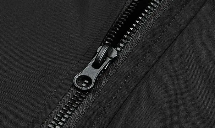 Relaxed-fit Hooded Rain Coat Featuring a Zip-up Design